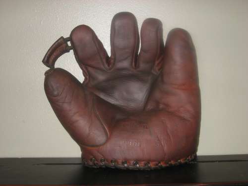 Rogers Hornsby Wilson Western 648L Front